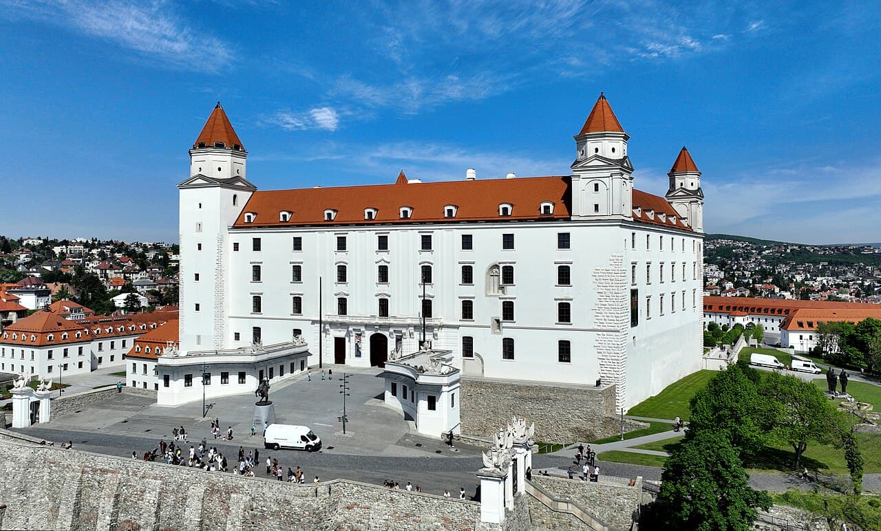 Братиславский град, Словакия