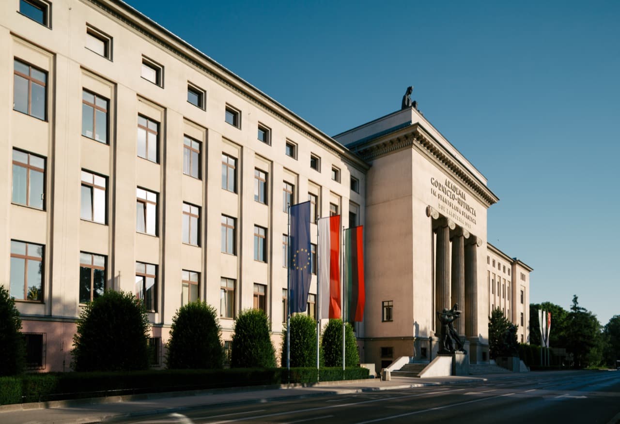 Главное здание AGH University of Krakow