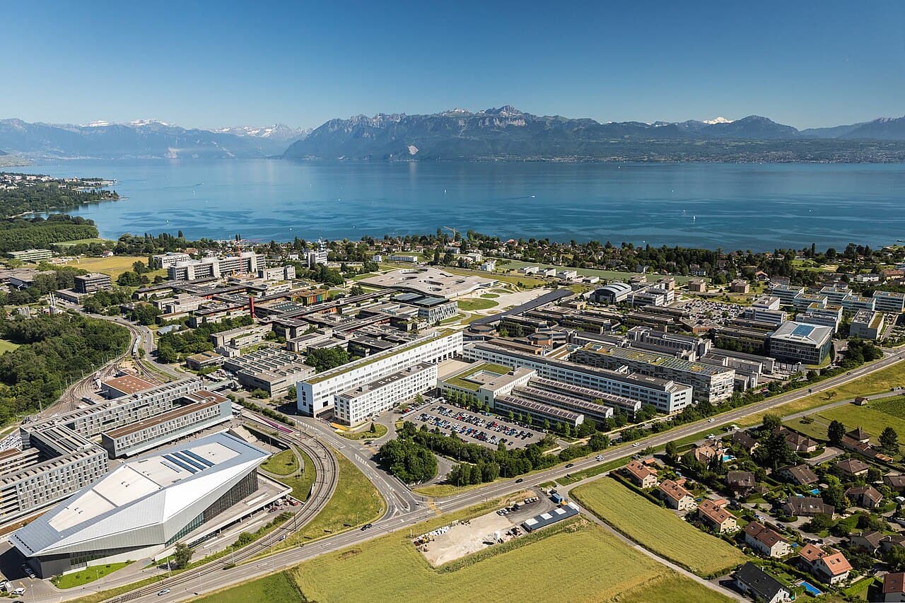 Кампус EPFL