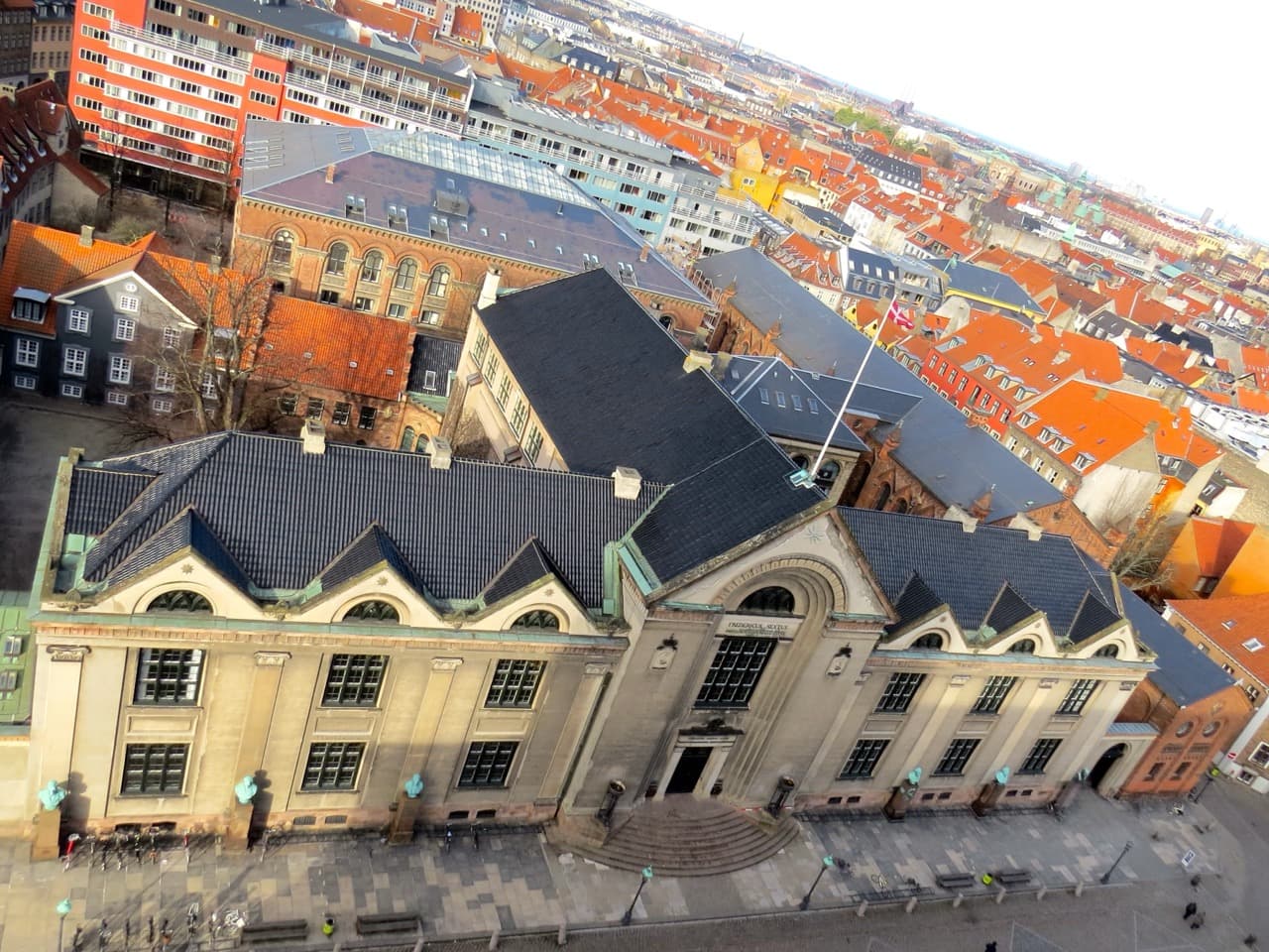 Главное здание University of Copenhagen