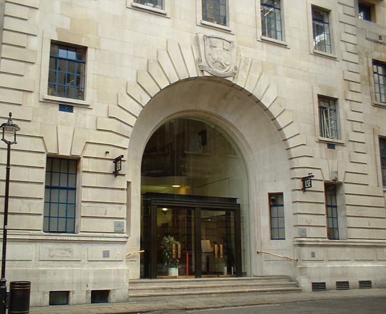 Здание London School of Economics