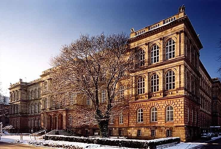 Главное здание RWTH Aachen University