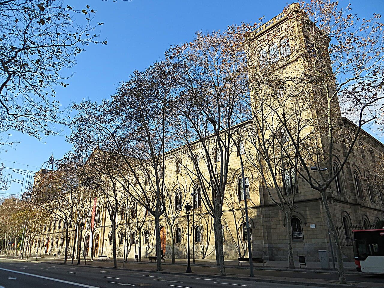 Исторический корпус Universitat de Barcelona