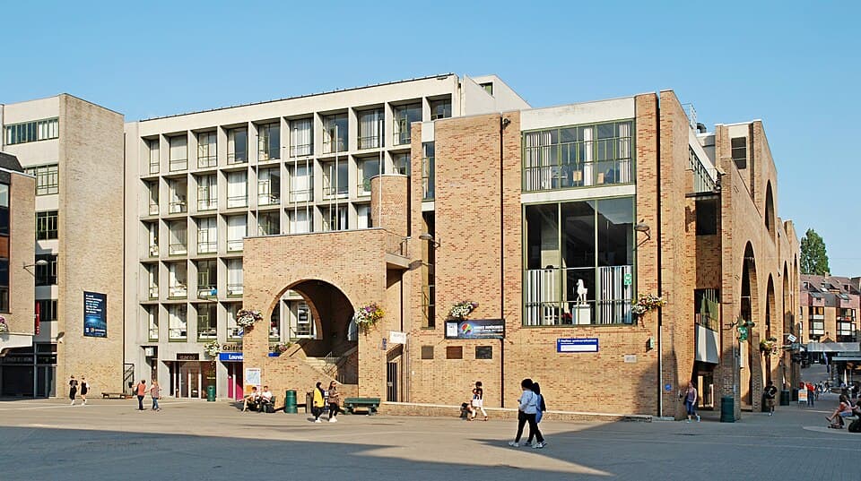Halles universitaires, UCLouvain