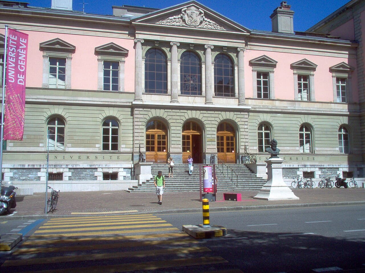 Здание University of Geneva
